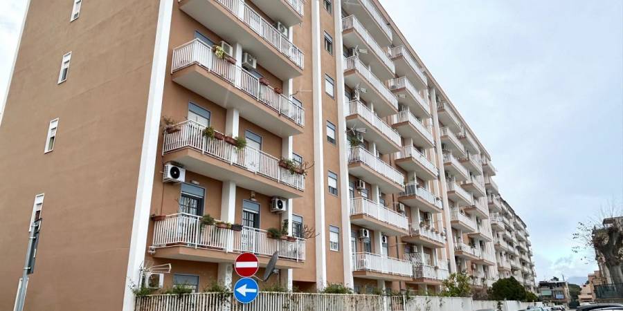 Appartamenti | Case | Ville | Attico in vendita e affitto a Palermo